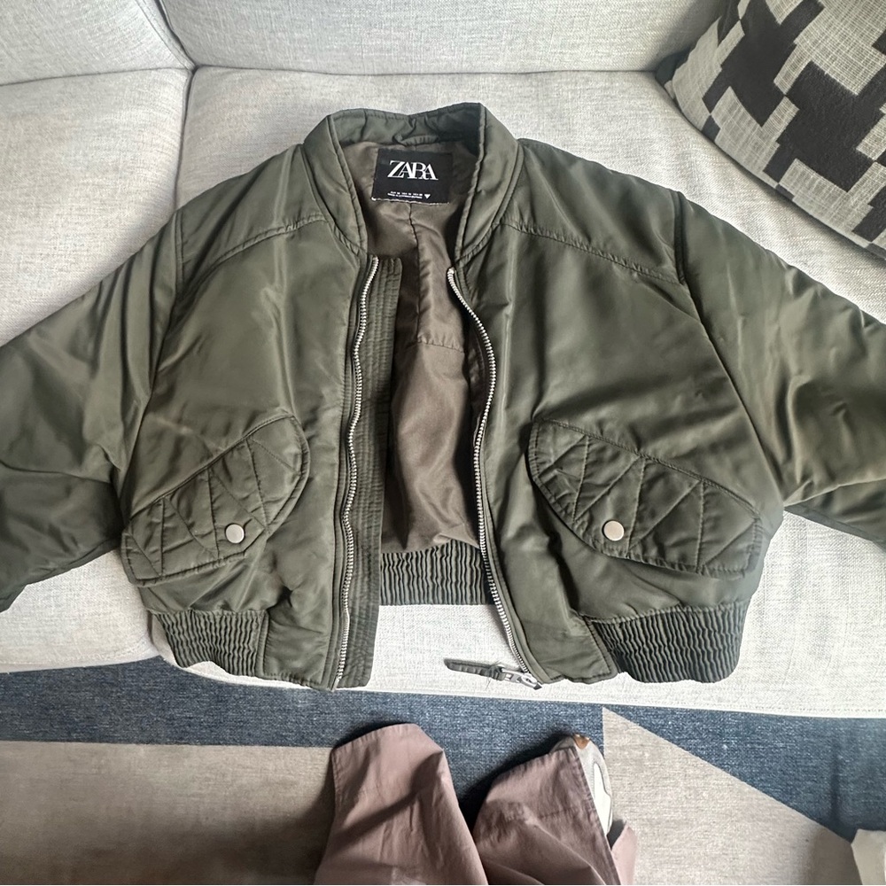 Zara Olive Green Bomber Jacket - Picture 4 of 8